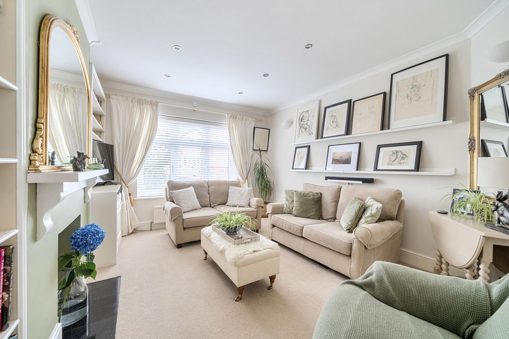 Property photo 2 of 20 1344894-7-68Ae224...