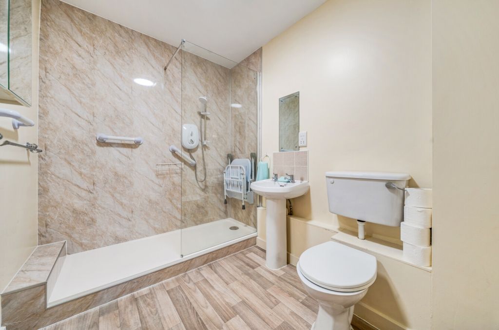 Property photo 3 of 15 1459970-3-6A0329F4A681c