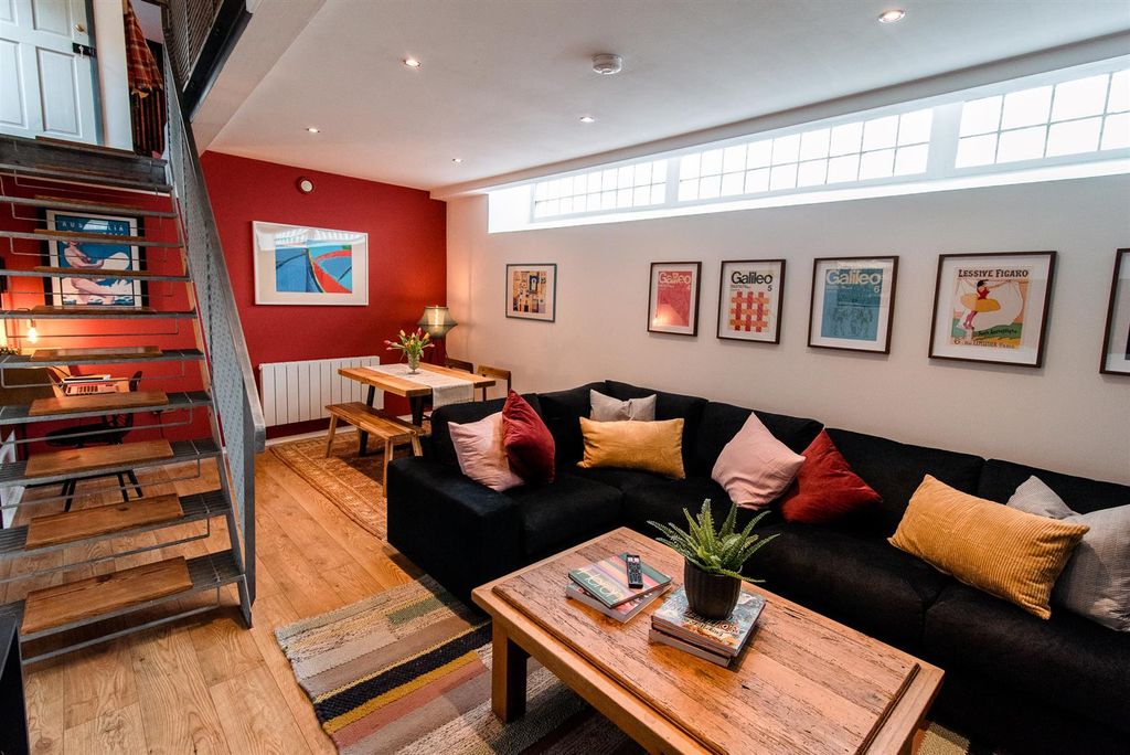 Property photo 2 of 18 Flat 1 - Web Size-59.Jpg