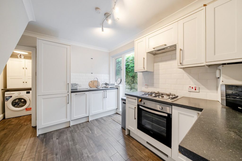 Property photo 2 of 10 Picture No. 05
