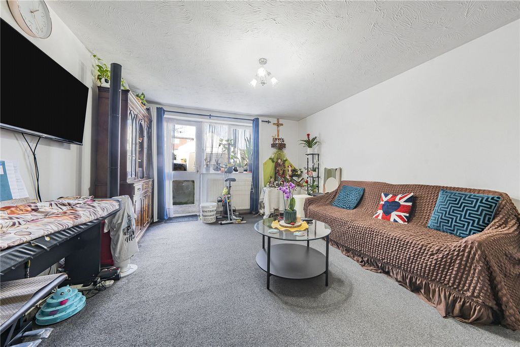 Property photo 2 of 8 Picture 2