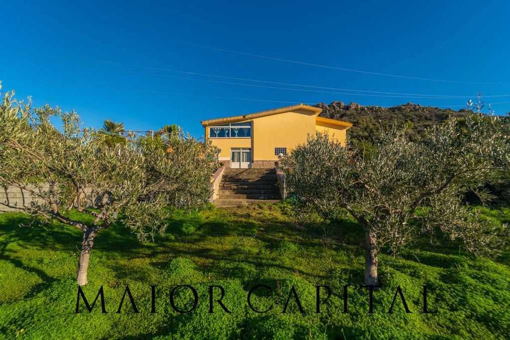 Property photo 1 of 37