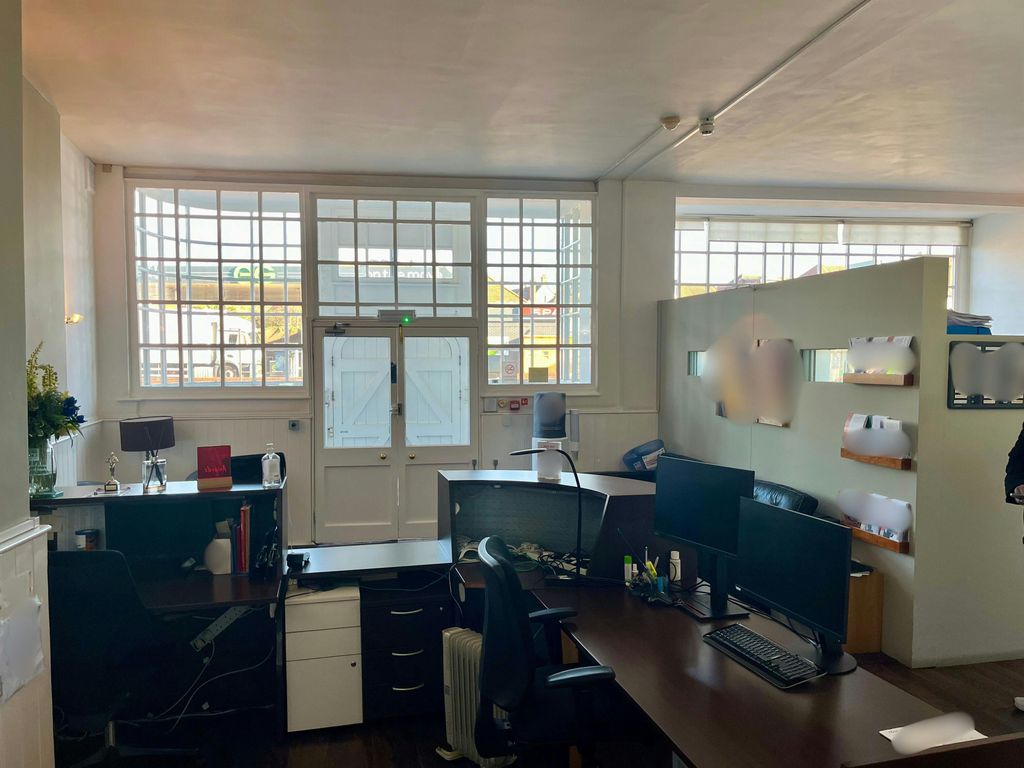 Property photo 3 of 15 Untitled Design 10.Jpg