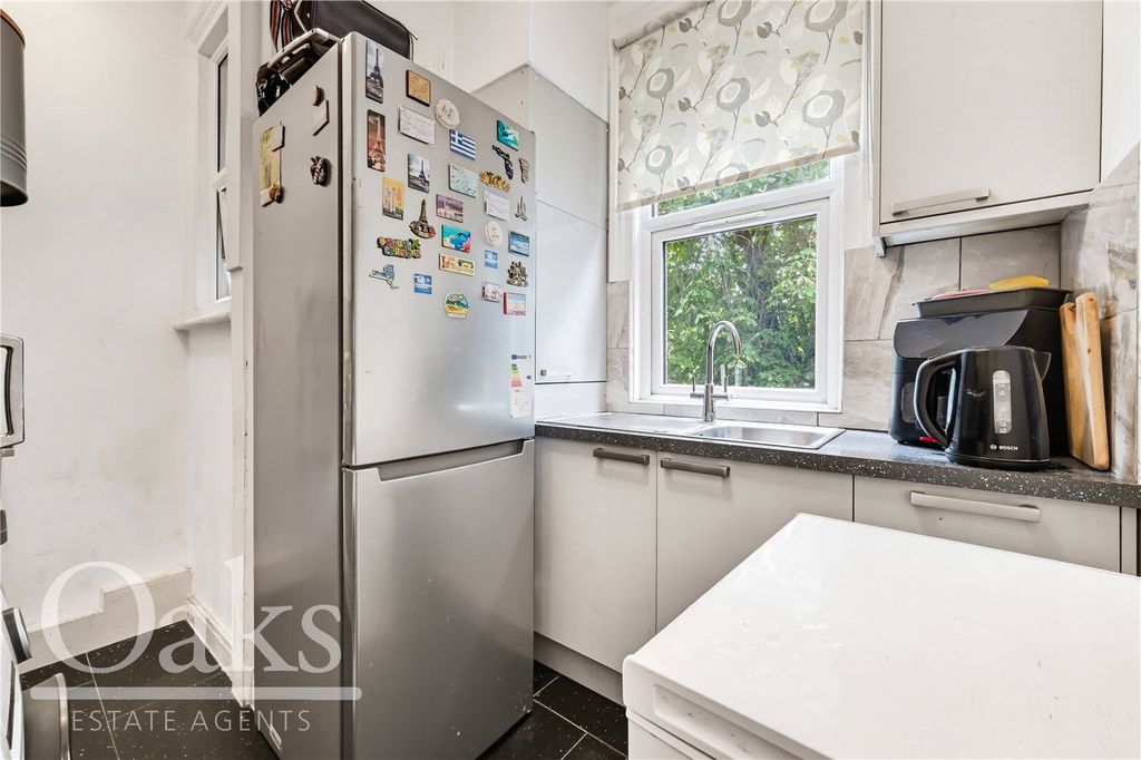 Property photo 3 of 8 Picture No. 04