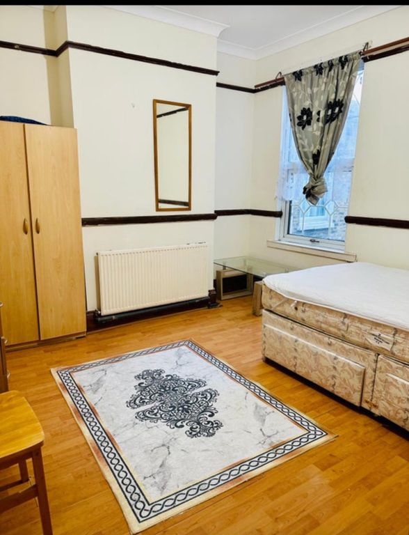 Property photo 2 of 2