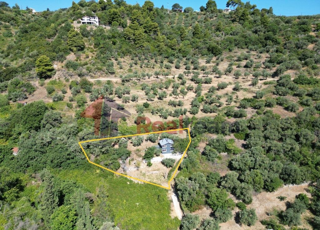 Property photo 1 of 25