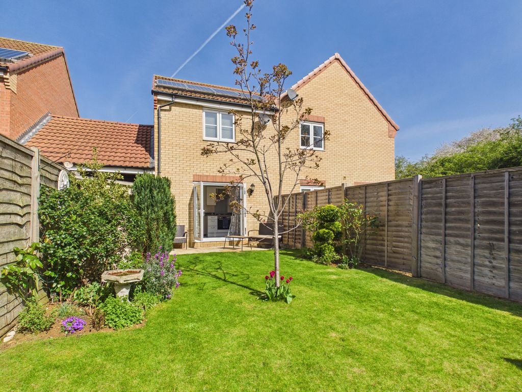 Property photo 3 of 18 Cam01832G0-Pr0336-Still005