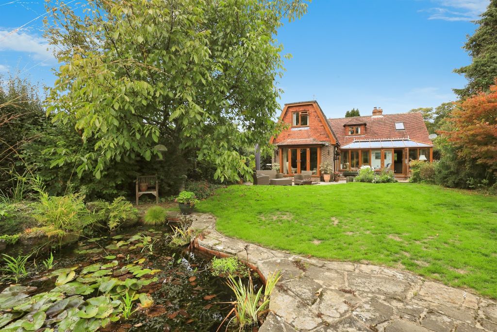 Property photo 1 of 22