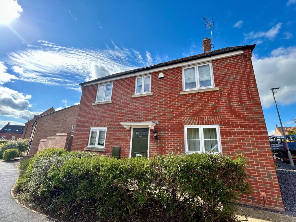 Property photo 1 of 12 Front