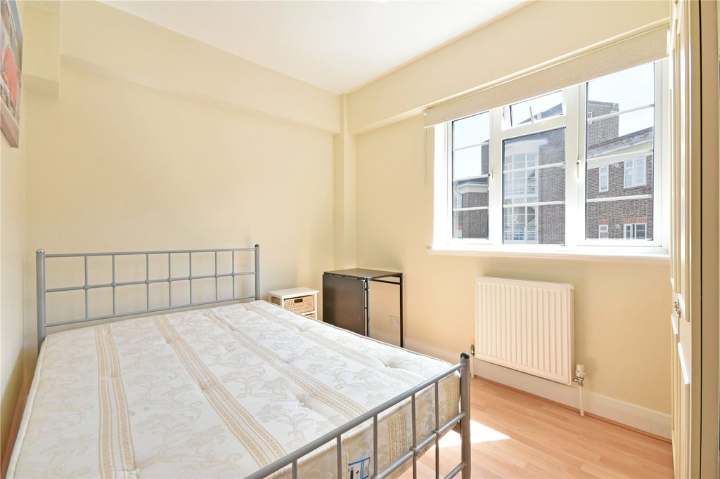 Property photo 3 of 11 Picture No. 06