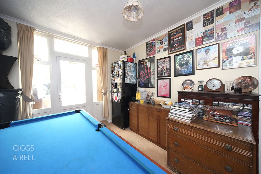 Property photo 3 of 17 5249224
