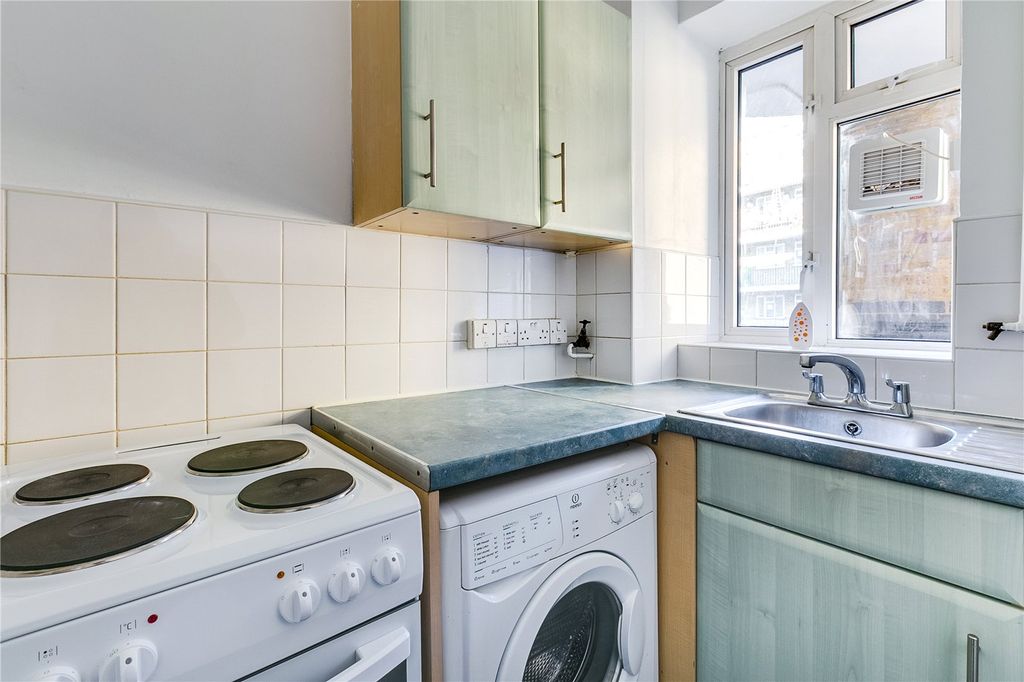 Property photo 2 of 5
