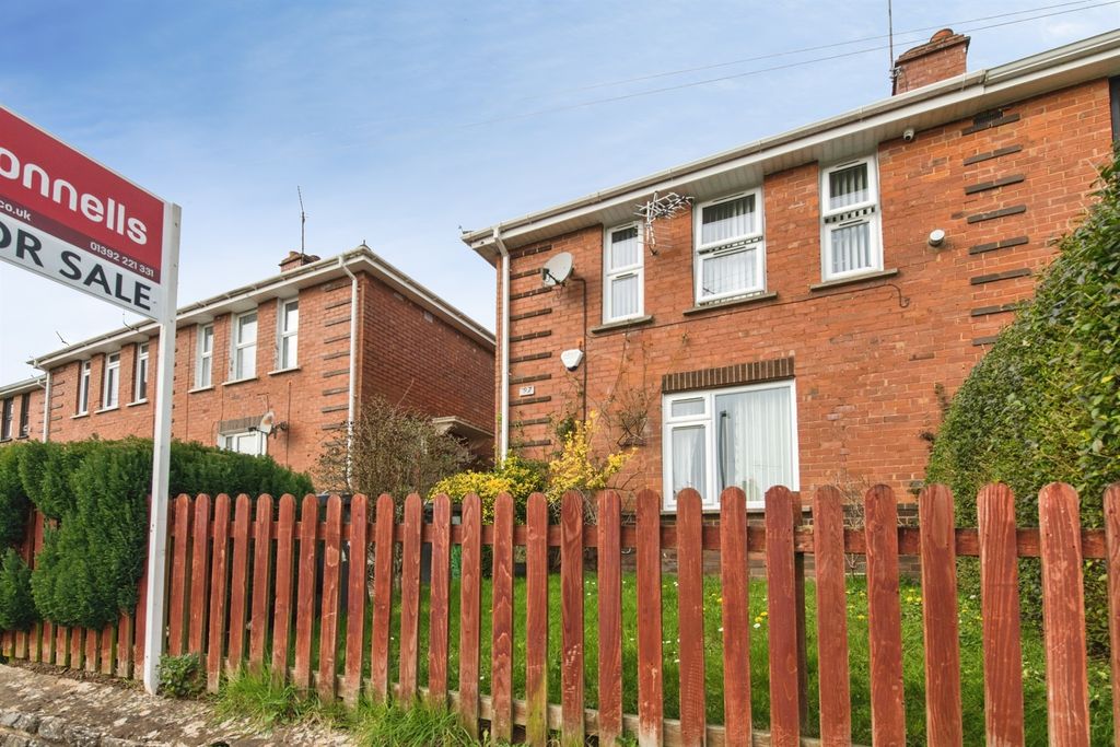 Property photo 2 of 13