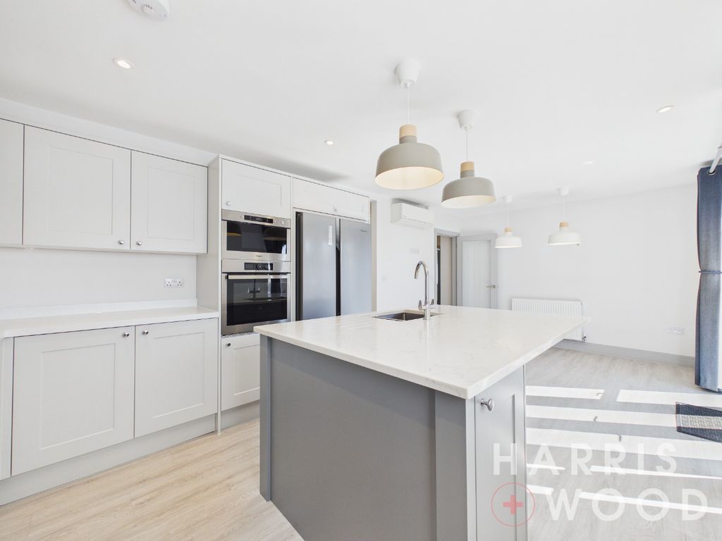 Property photo 2 of 43 5109044