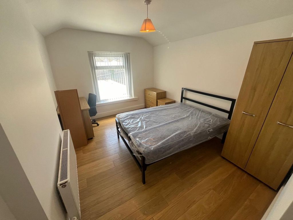 6 bed shared accommodation to rentSt. Helens Avenue, Swansea SA1 photo 5