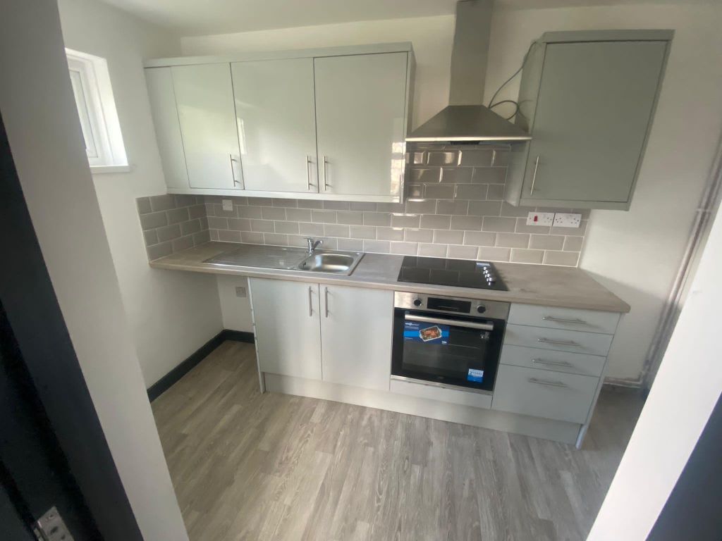 Property photo 2 of 4 Kitchen