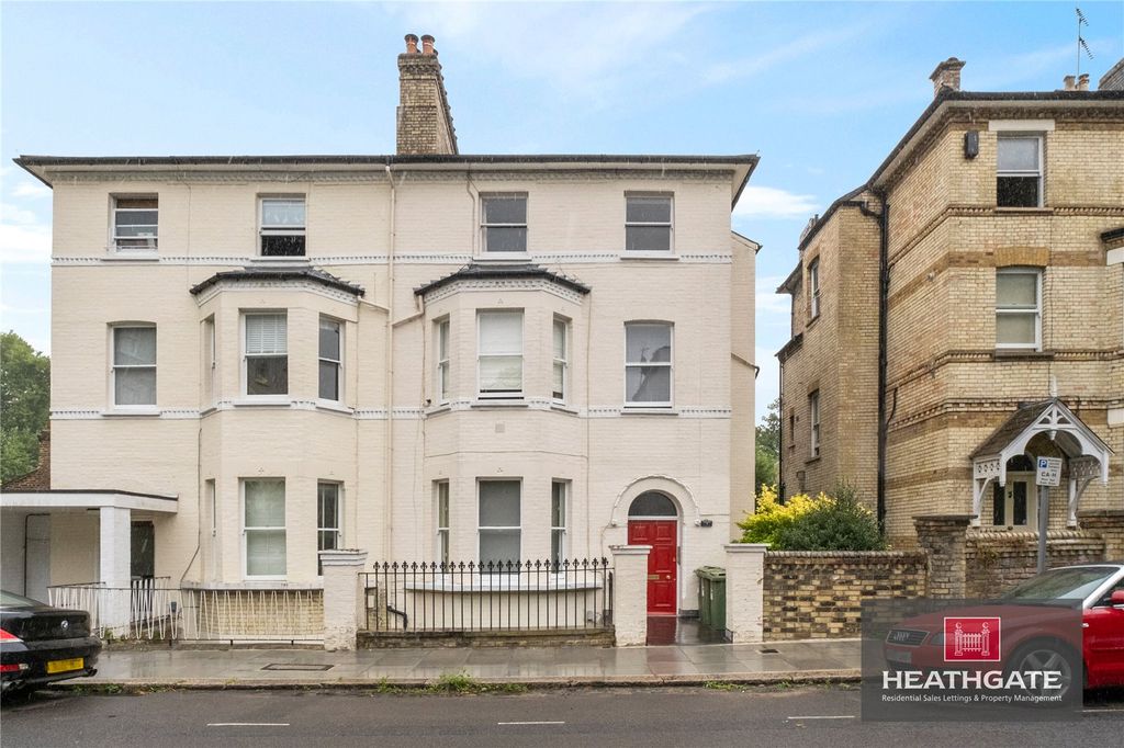 Property photo 3 of 12 Picture-No-12-73