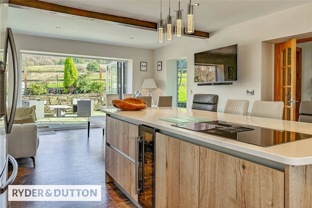 Property photo 2 of 41 Kitchen/Diner