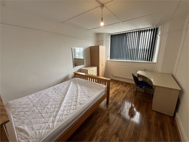 Additional image 7 of 6 bed shared accommodation to rentUplands Crescent, Uplands, Swansea SA2