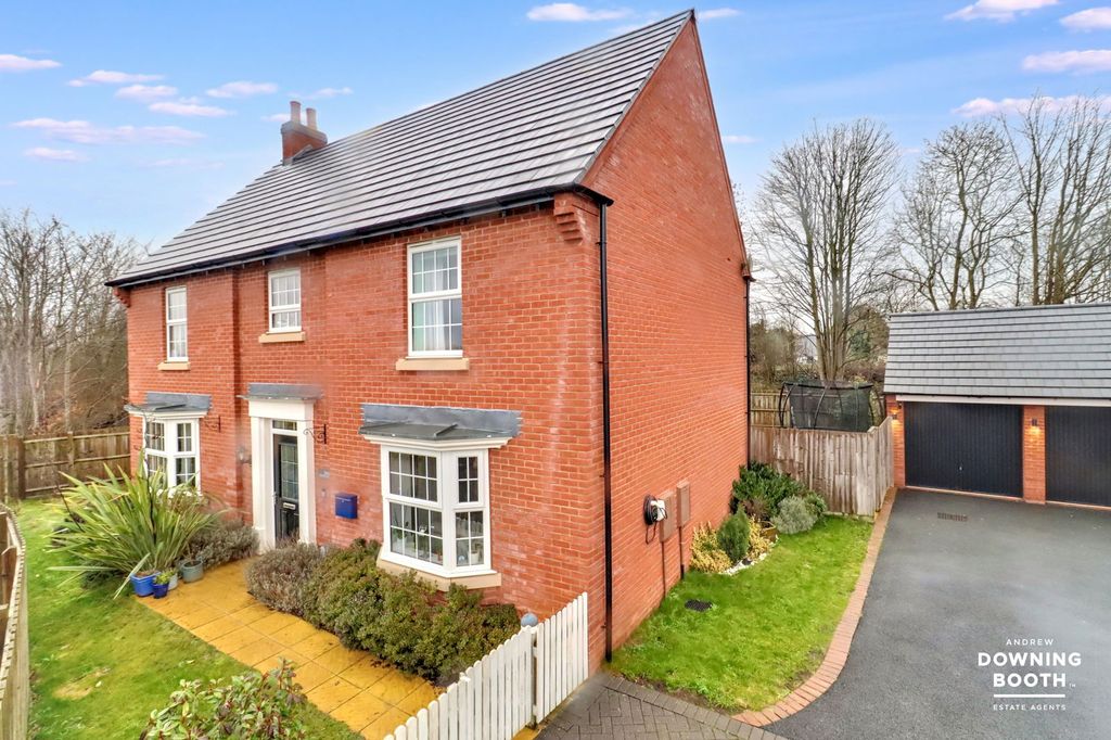 Property photo 1 of 38