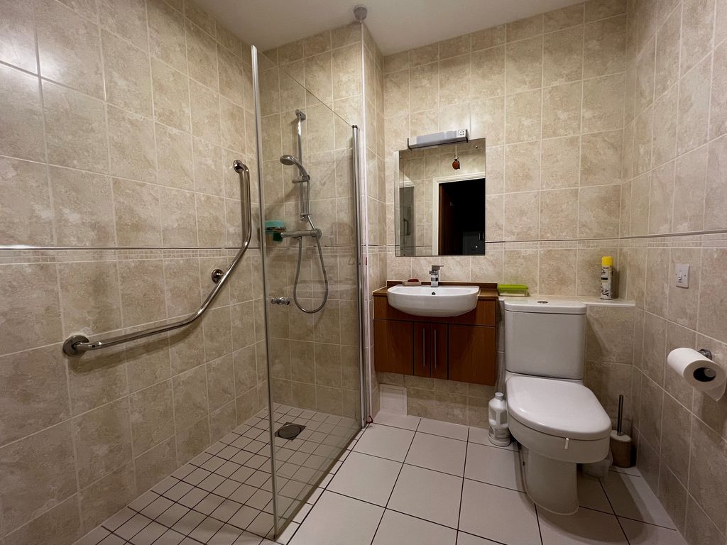 Property photo 2 of 15 Bathroom