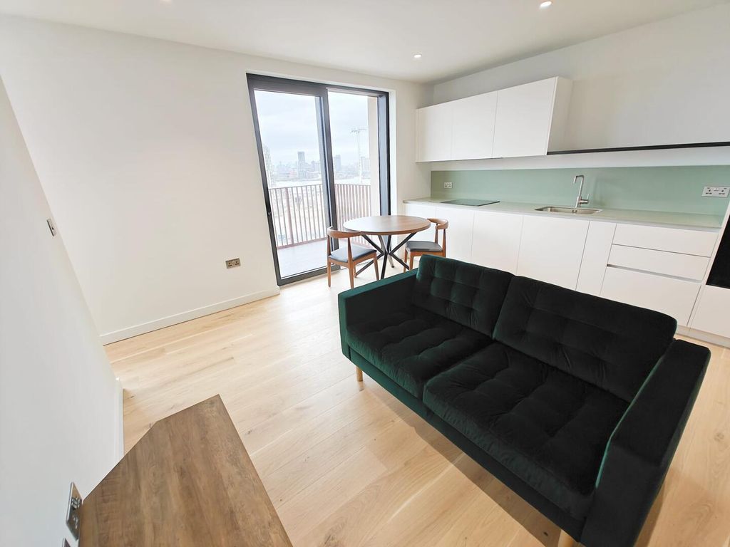 Property photo 2 of 10 Living Room