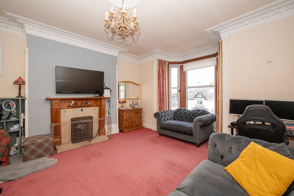 Property photo 2 of 22 7044718