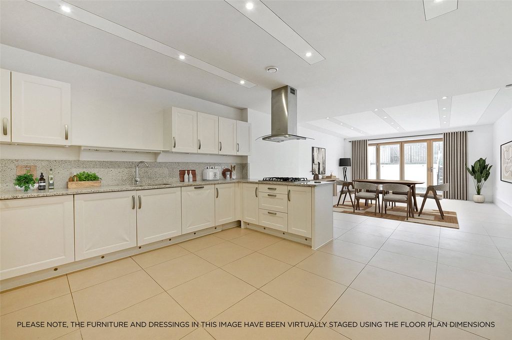 Property photo 3 of 32 Kitchen