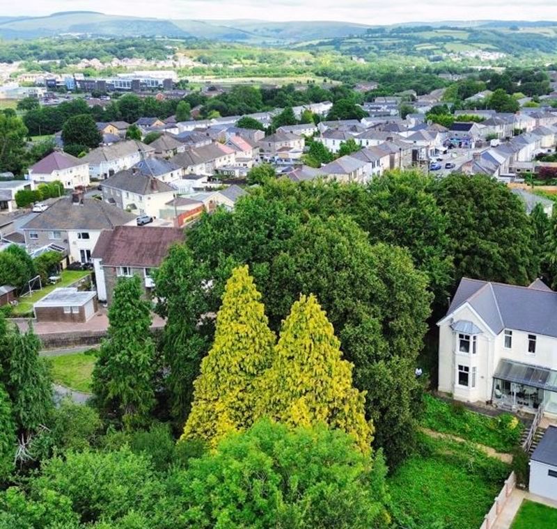 Property photo 1 of 22 Photo 23