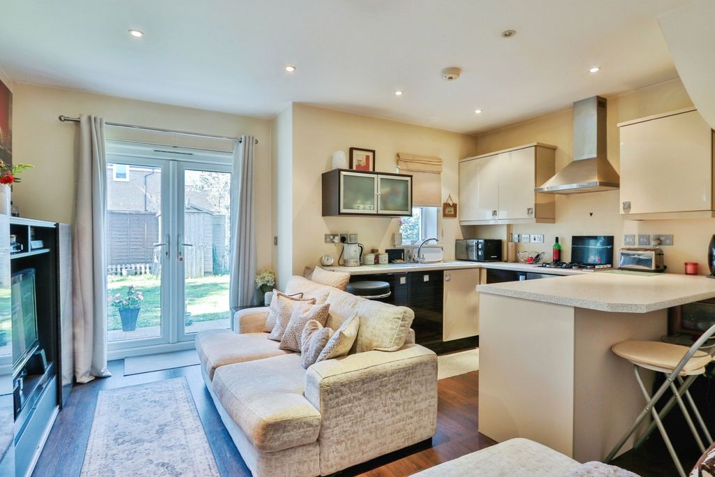 Property photo 1 of 14 Photo