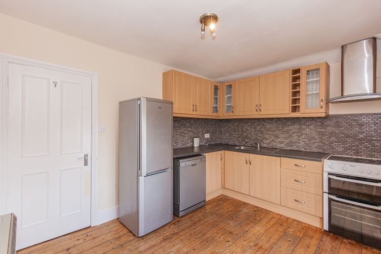 Property photo 2 of 9 160819