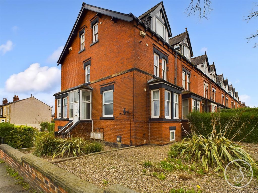 Property photo 1 of 5 Cam02071G0-Pr0007-Still004.Jpg