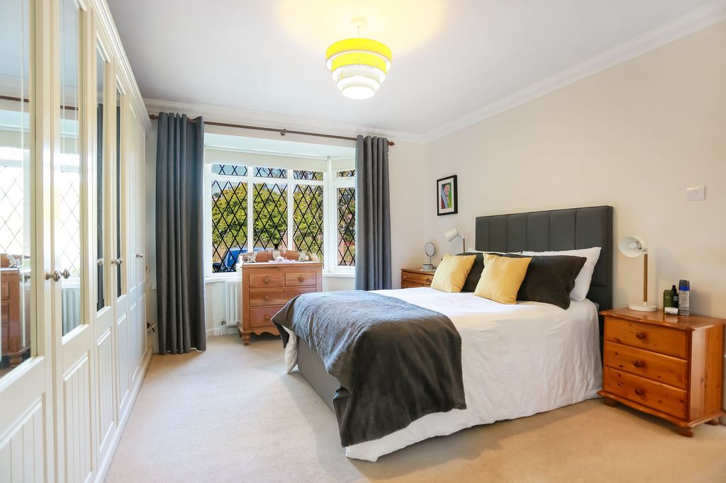 Property photo 3 of 22