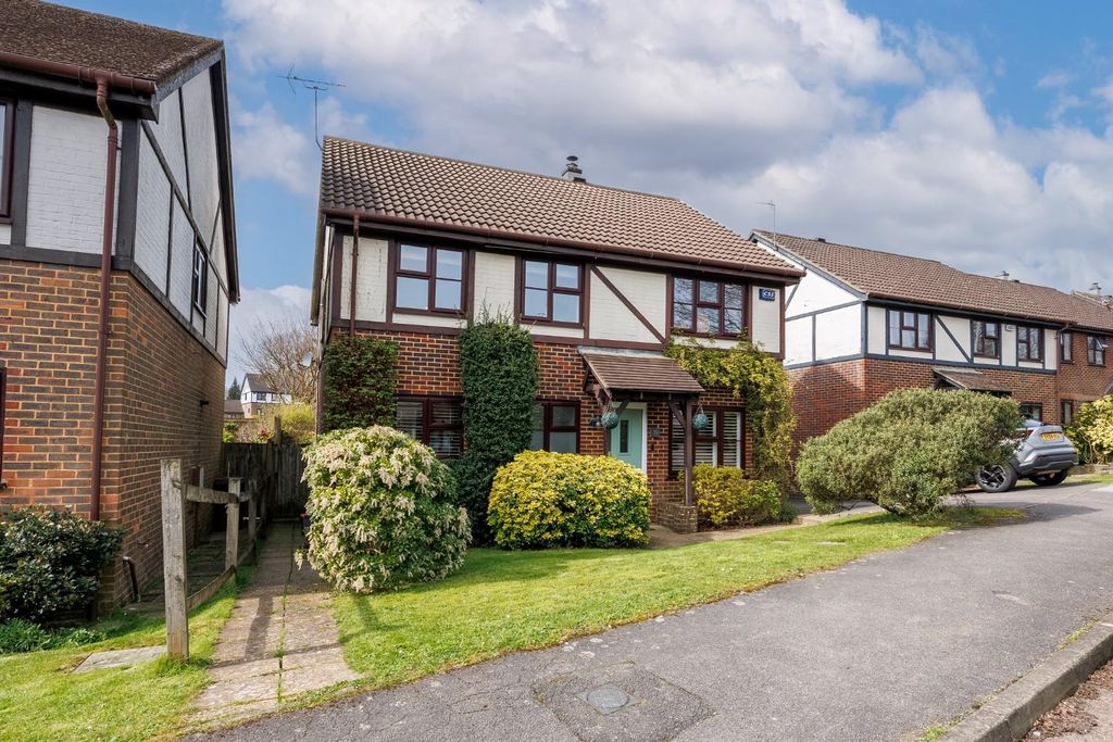 Property photo 1 of 19 External