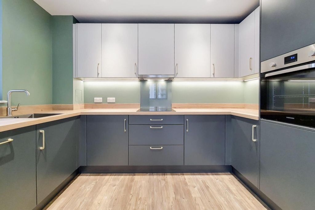 Property photo 3 of 14 Z.Jpg