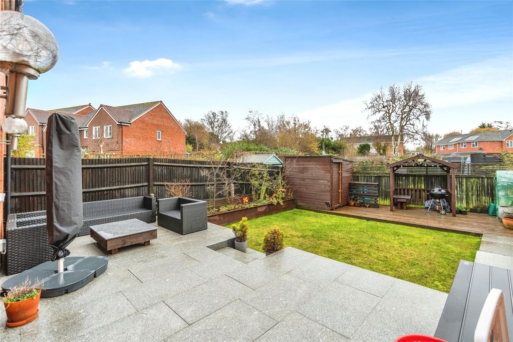 Property photo 2 of 21 Picture No. 22