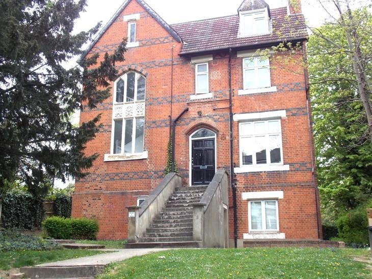 Property photo 1 of 11