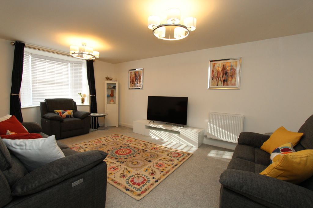Property photo 3 of 22