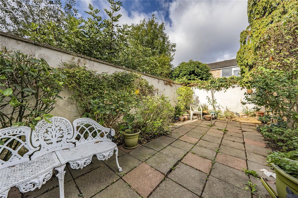 Property photo 2 of 10 Picture No. 08