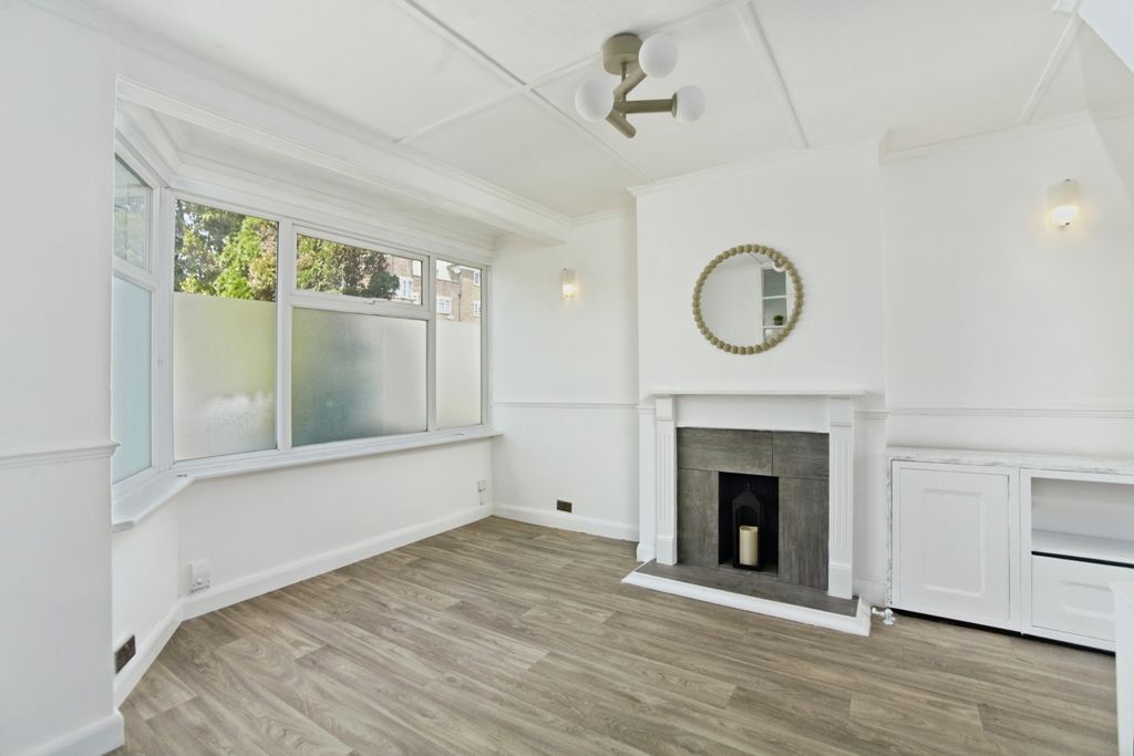 Property photo 2 of 23 Reception Room