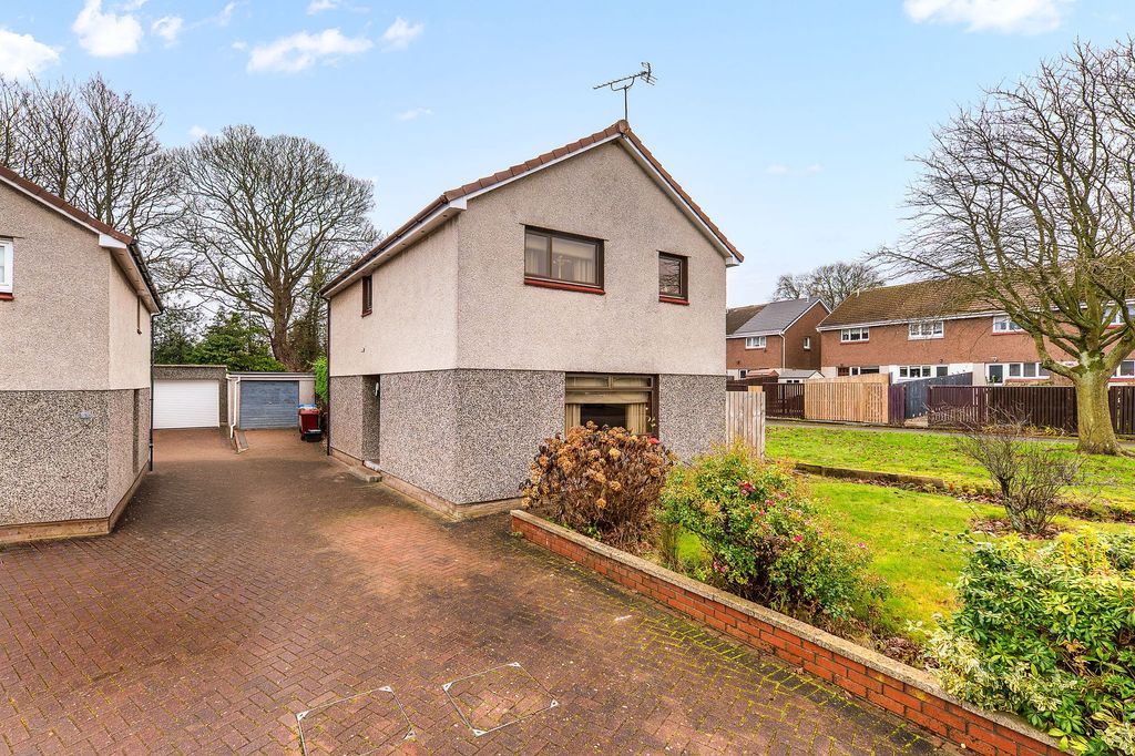 Property photo 1 of 31 Front