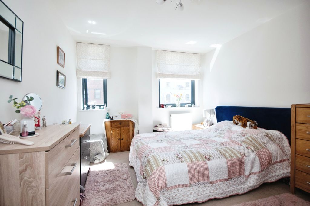 Property photo 2 of 13 Photography