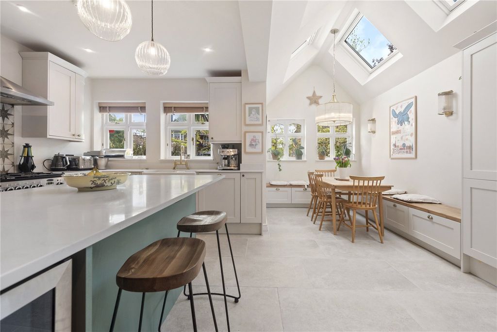 Property photo 1 of 28 Picture No. 27