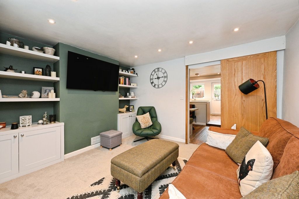 Property photo 1 of 17 Photo
