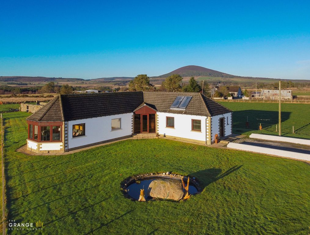 Property photo 1 of 43