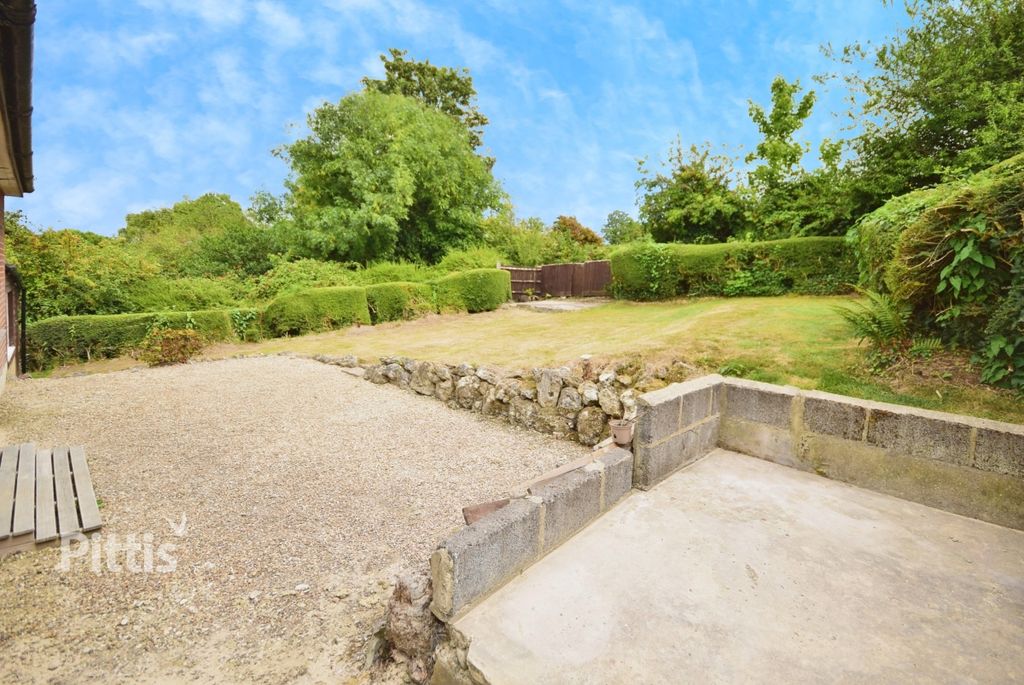 Property photo 2 of 14