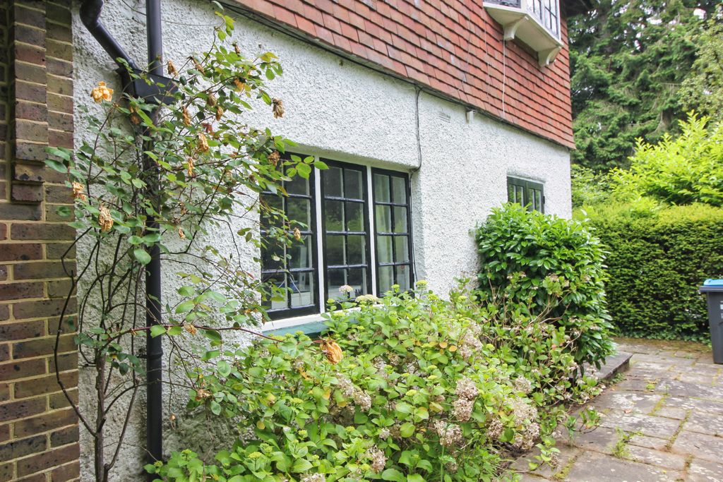 Property photo 3 of 21 Exterior