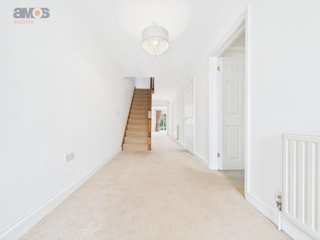 Property photo 3 of 27 5170384