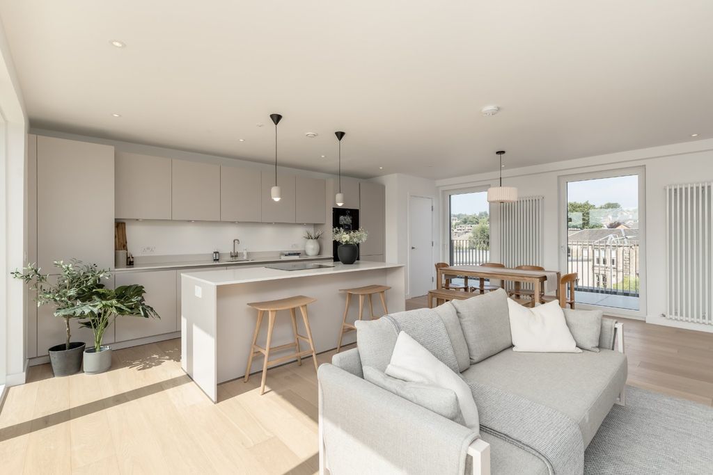 Property photo 1 of 16 Living/Dining