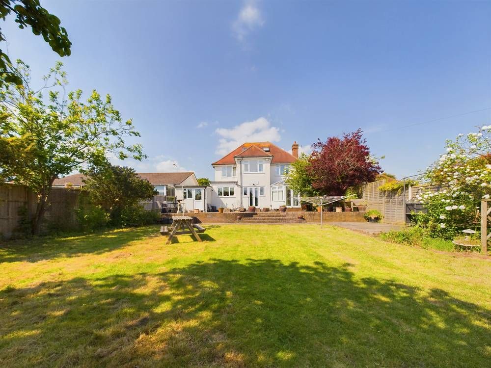 Property photo 1 of 24